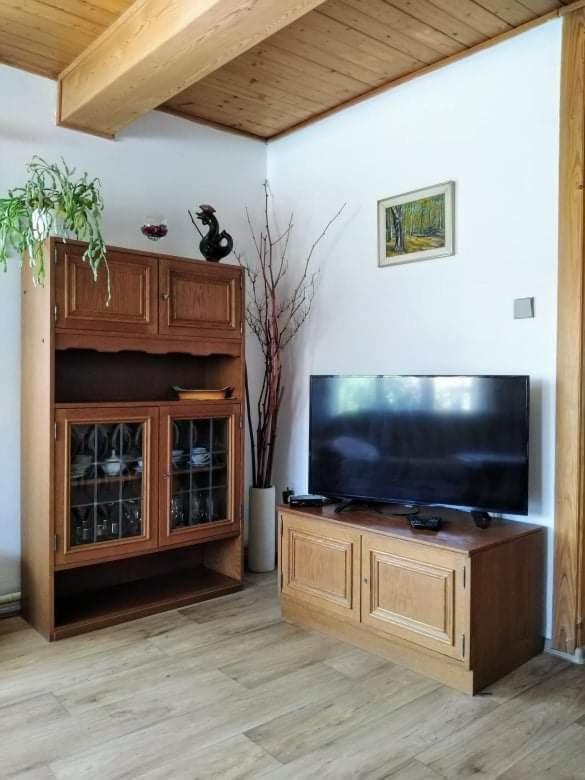 Guest House Kuks Екстериор снимка