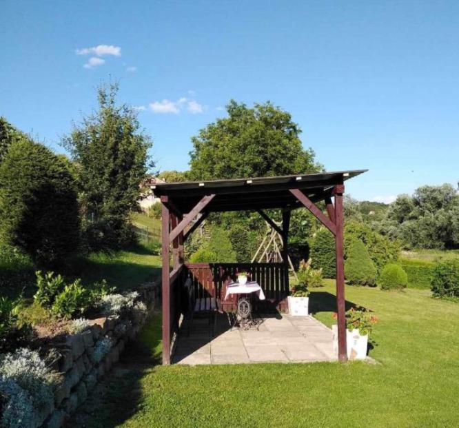 Guest House Kuks Екстериор снимка