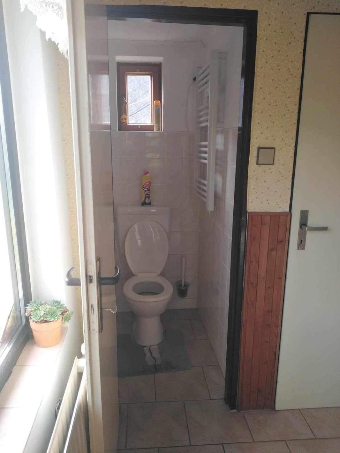 Guest House Kuks Екстериор снимка