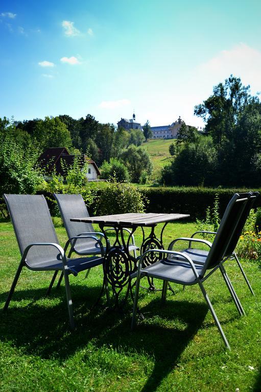 Guest House Kuks Екстериор снимка