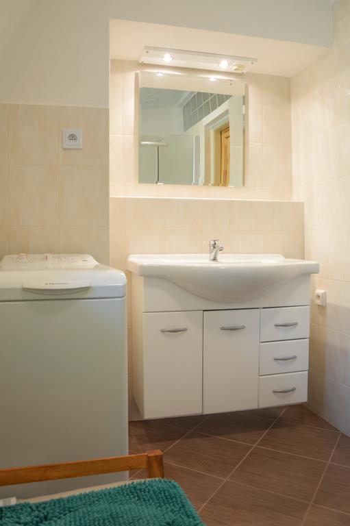 Guest House Kuks Екстериор снимка